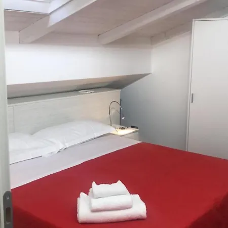 Domus Claudiae Apartment